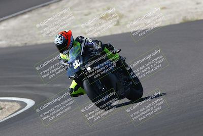 media/Sep-21-2025-TrackDaz (Sun) [[277c75b276]]/C Group/1140pm (Turn 3)/